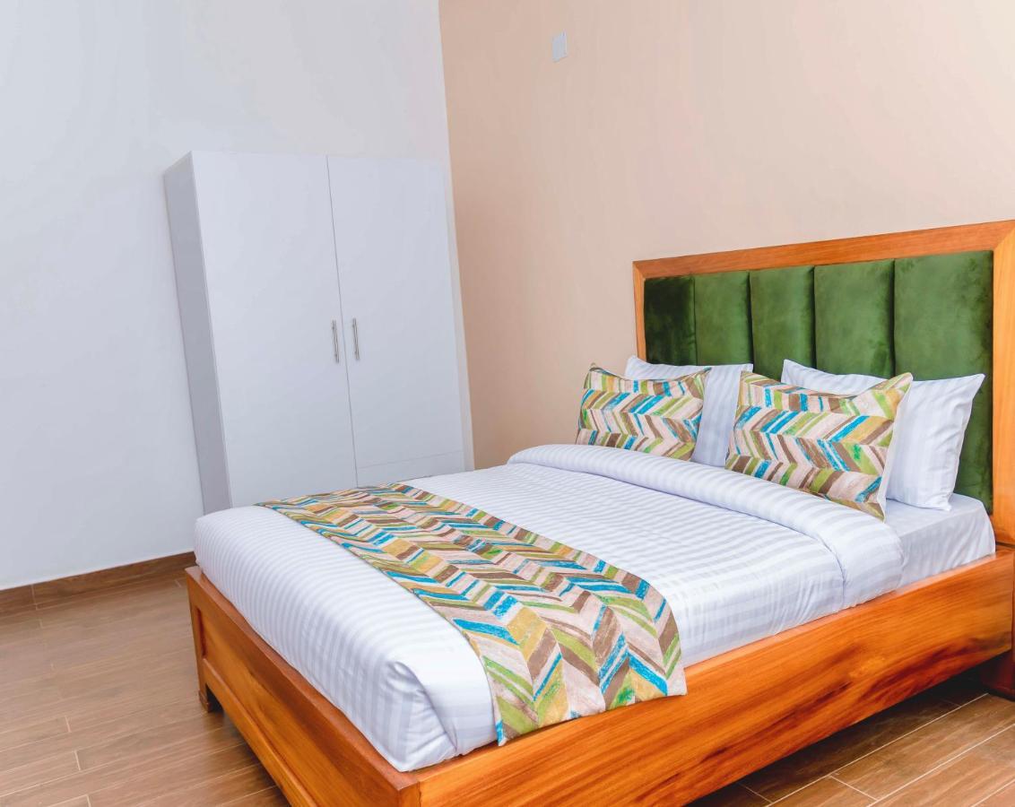 Zane Apartments In Rebero Heights คิกาลี ภายนอก รูปภาพ